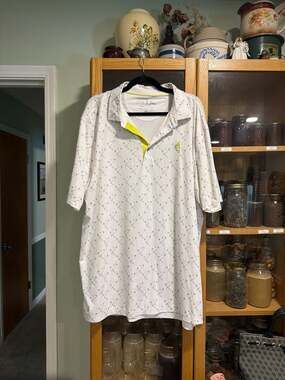 Bobby Jones XXL Performance Collection Golf Polo White with Club Pattern and 189